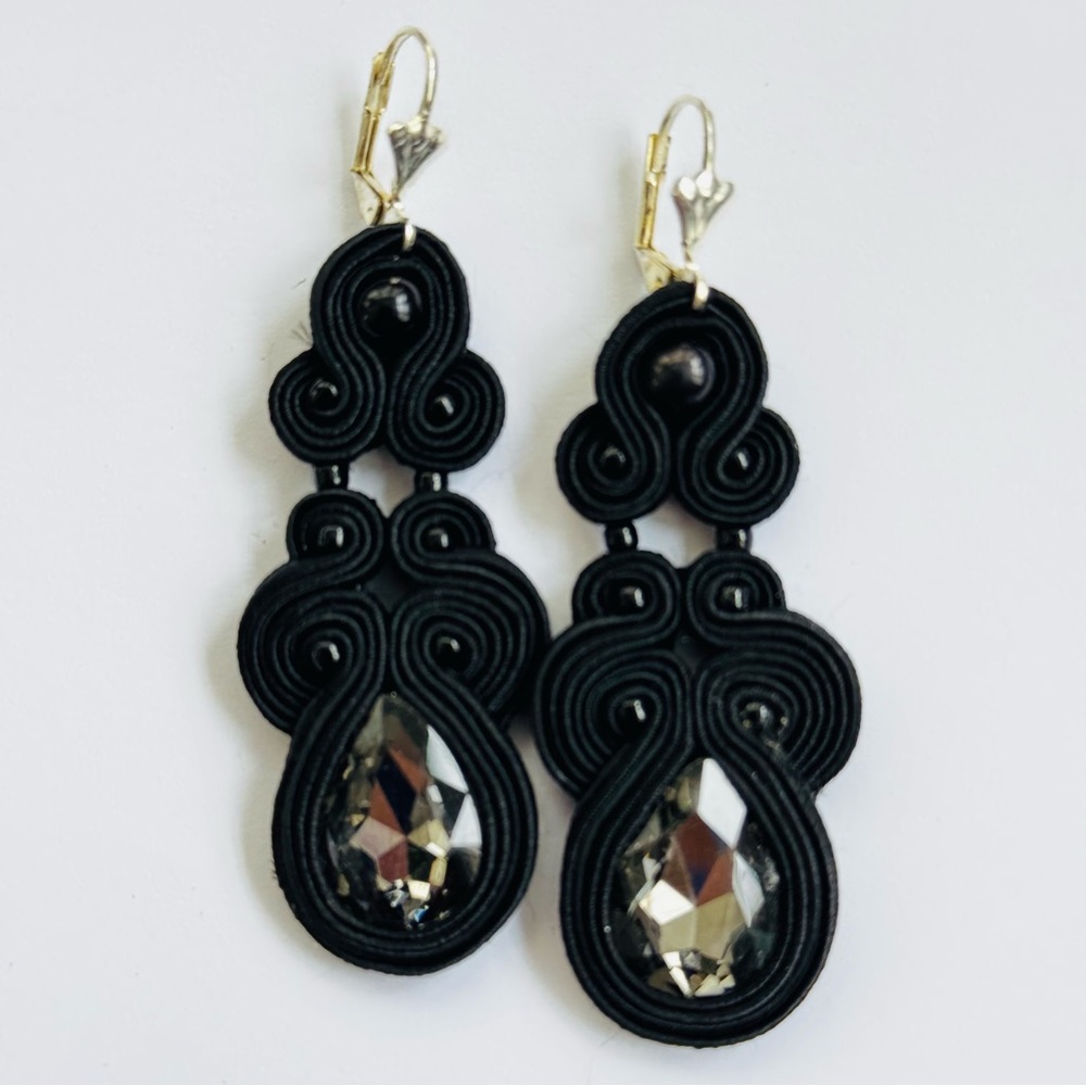 Elegant Brand-new handmadee earrings Soutache Tevhnique